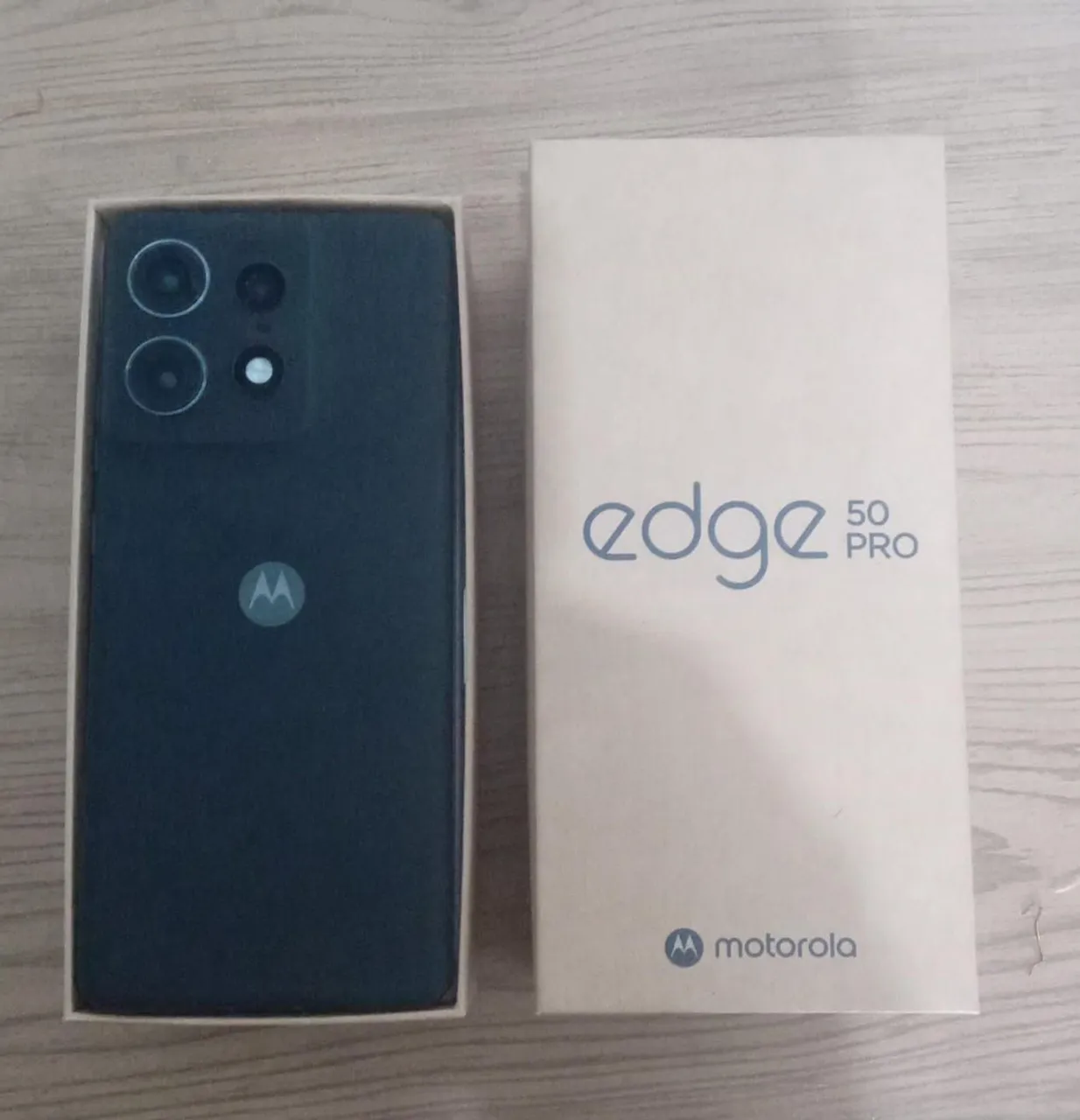 MOTOROLA EDGE 50 PRO