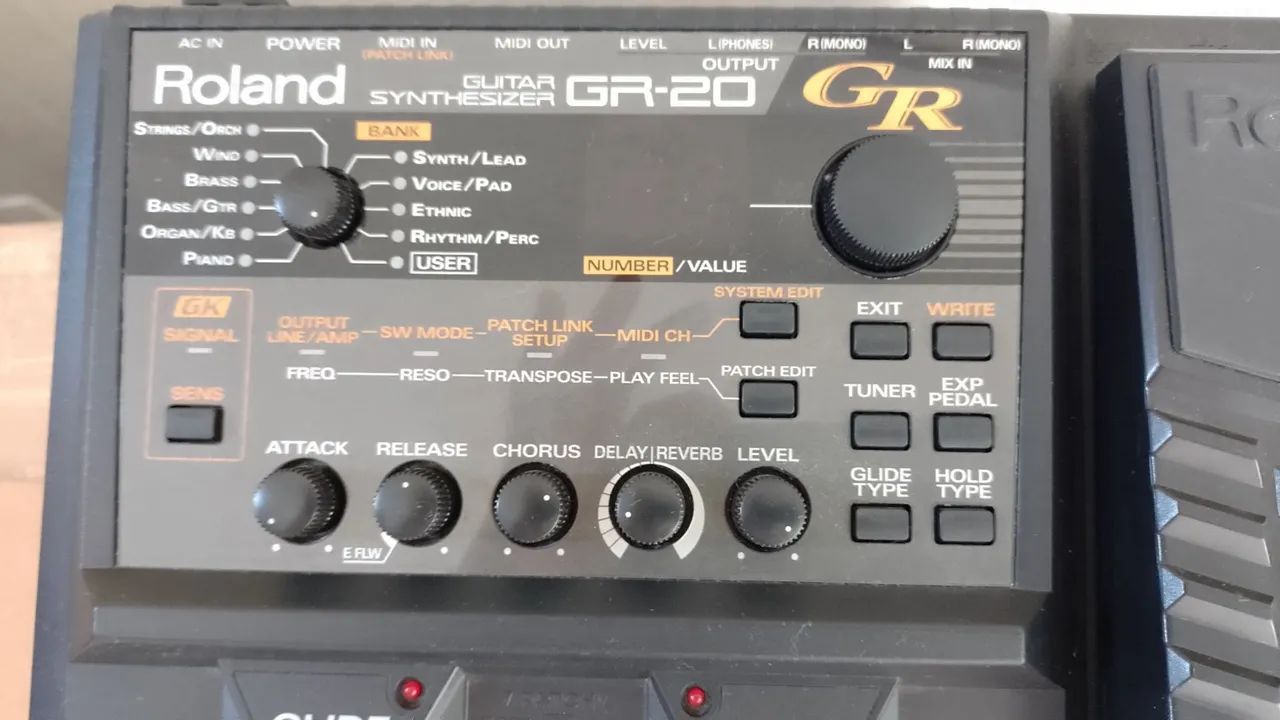 Sintetizador de Guitarra Roland - Foto 5