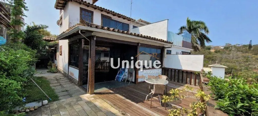 Casa com 3 dormitórios à venda, 200 m² por R$ 840.000,00 - Geribá - Armação dos Búzios/RJ