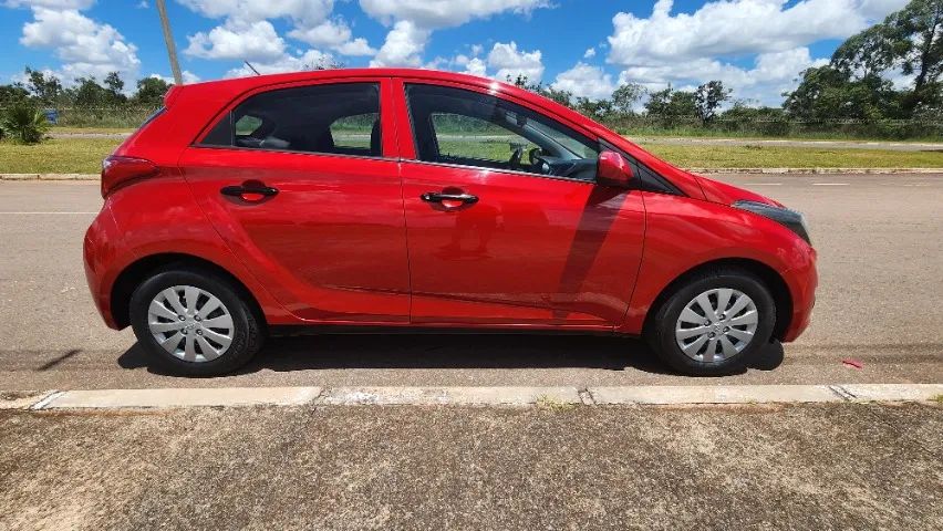 PARTICULAR VENDE OU TROCA HYUNDAI HB20 1.0 2013/2013 HATCH EXCELENTE ESTADO DE CONSERVAÇÃO - Foto 4