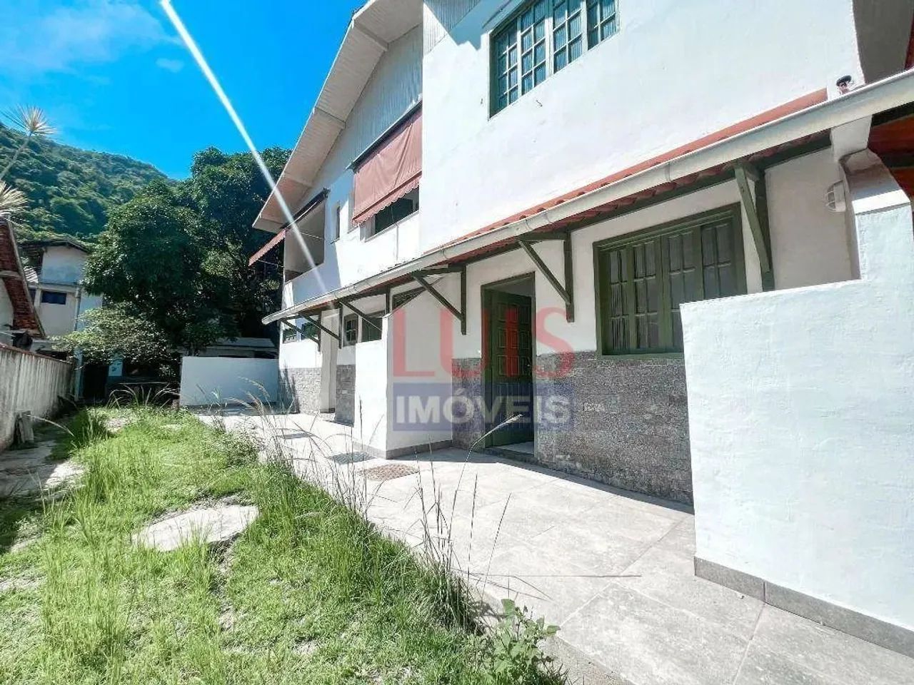 Kitnet com 1 dormitório para alugar, 20 m² por R$ 1.700,00/mês - Piratininga - Niterói/RJ