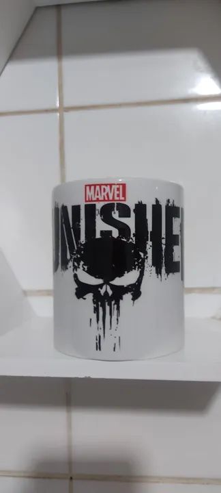Canecas de porcelana personalizadas Justiceiro Marvel  - Foto 3