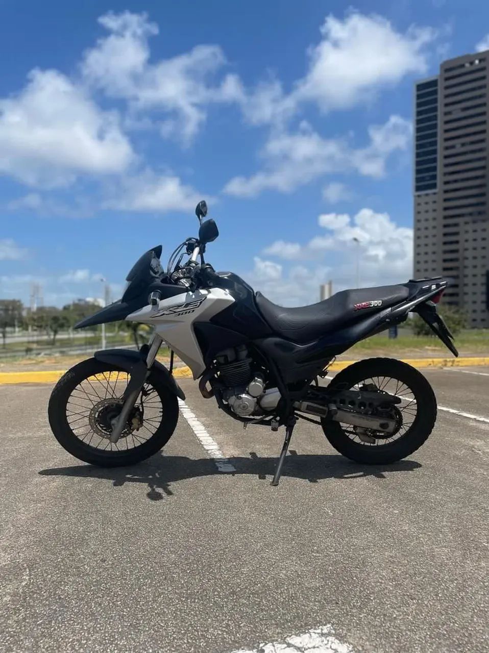 XRE 300 ano 2018 - Foto 3