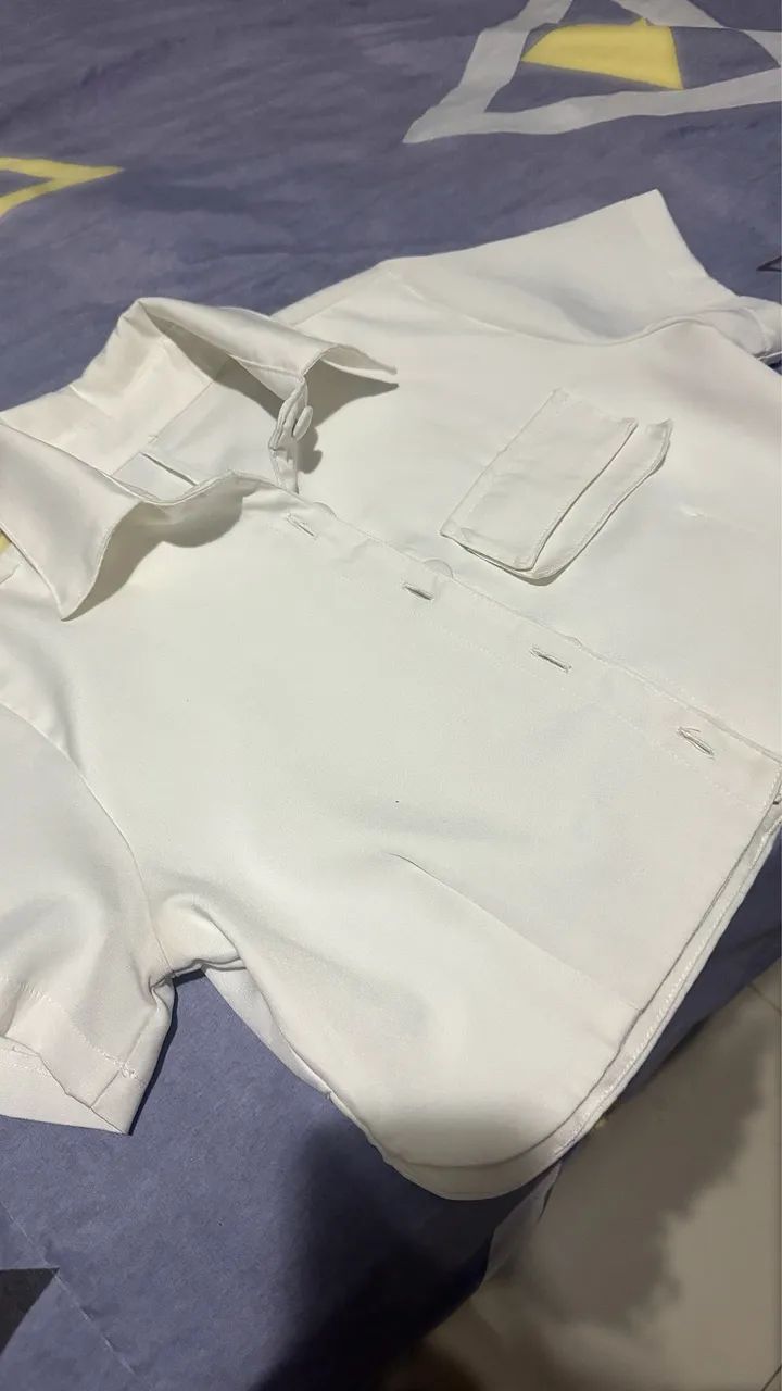 Blusa de botão branca