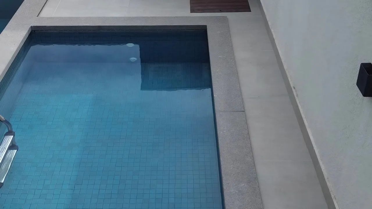 Pronto para morar, 2 quartos, sendo 1 suíte, sacada com churrasqueira, piscina, parcelamen - Foto 4