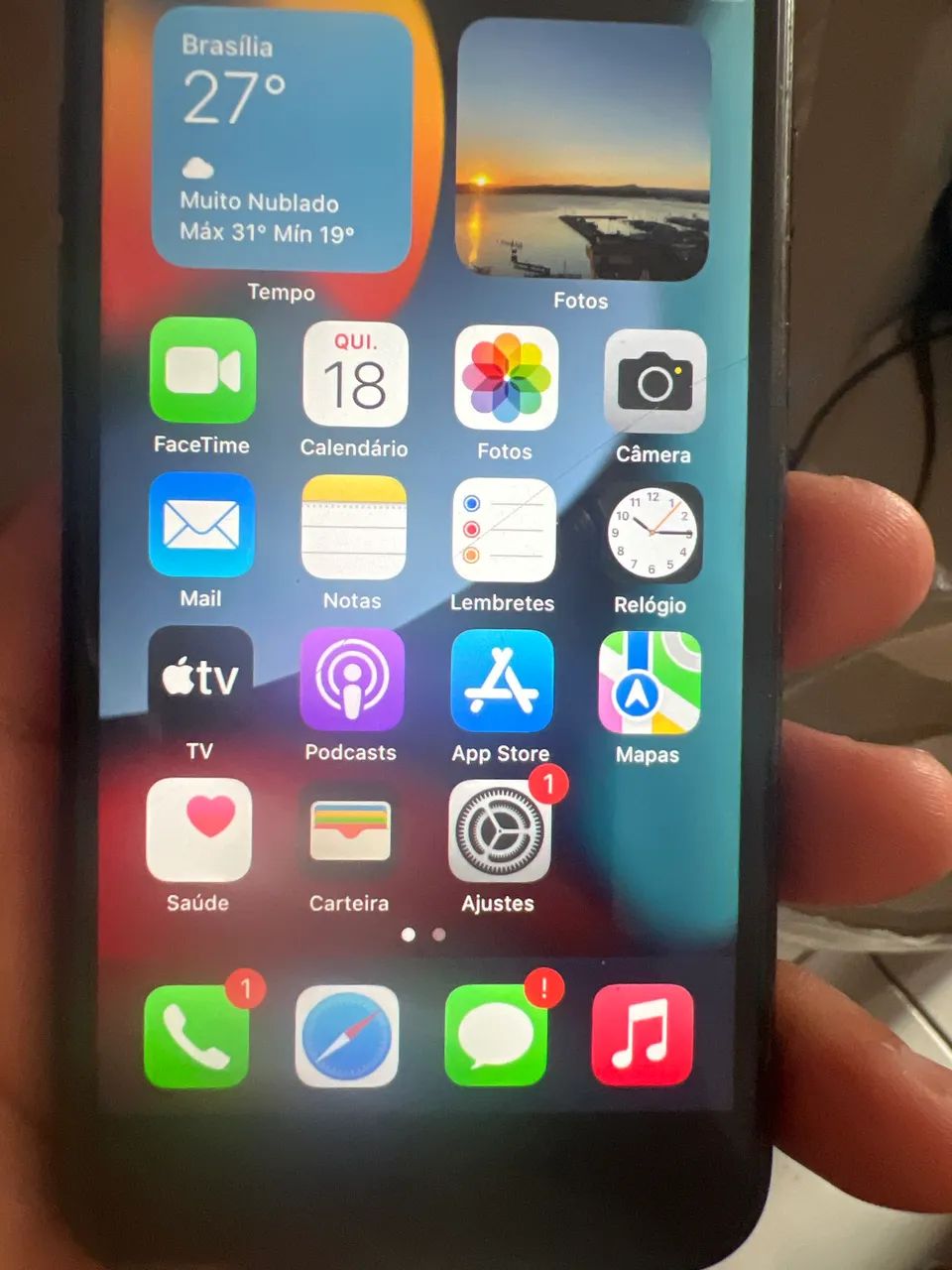 iPhone 763825083134337120