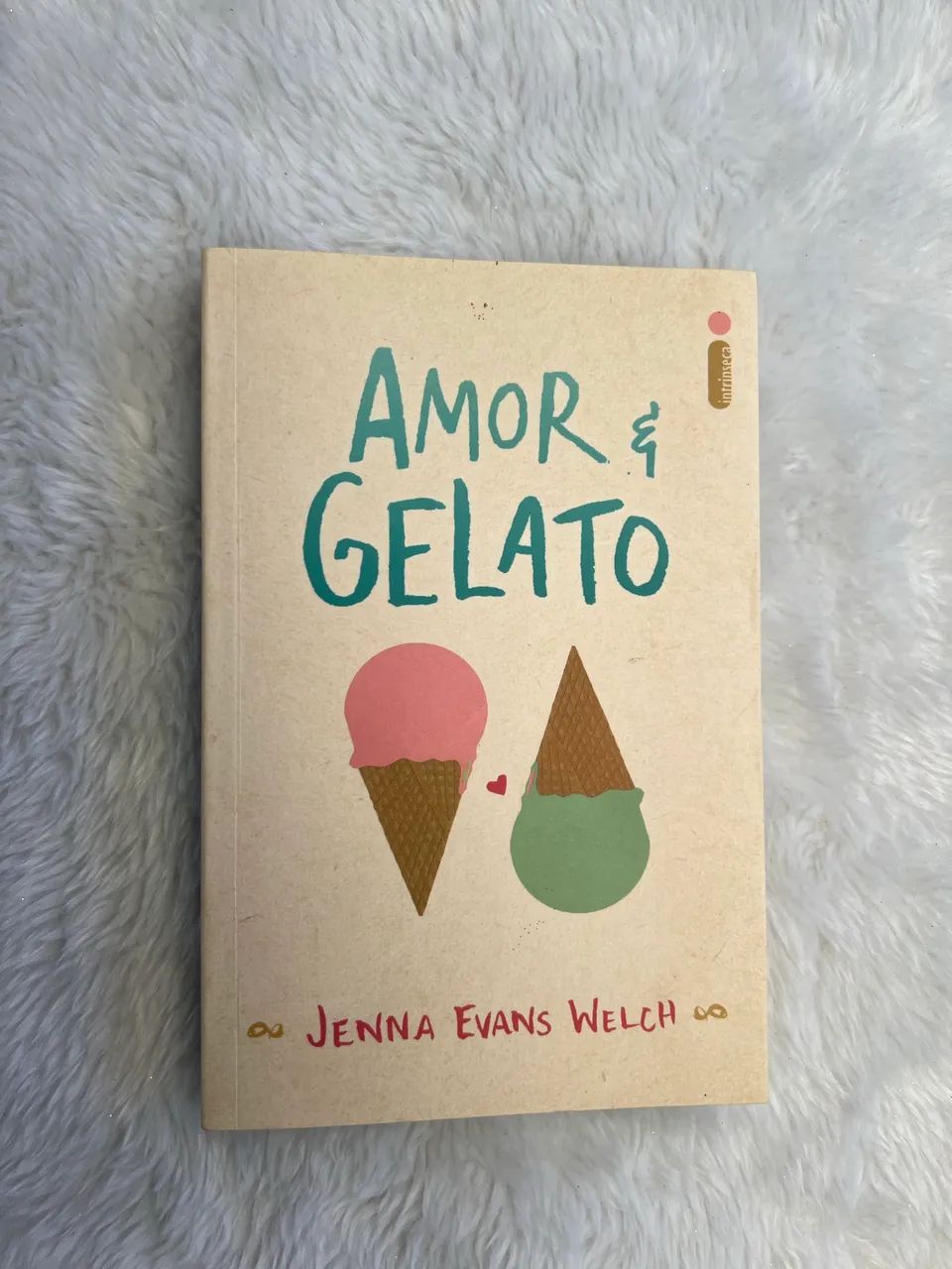 Livro Amor e Gelato