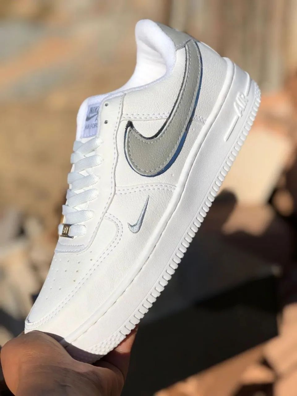 Nike Air Force - com Detalhes - Foto 3