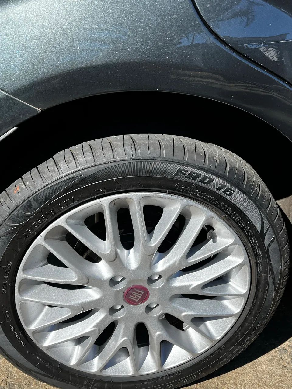 Fiat Punto Essence 1.6 Flex 16V 5P 2013 - Foto 8