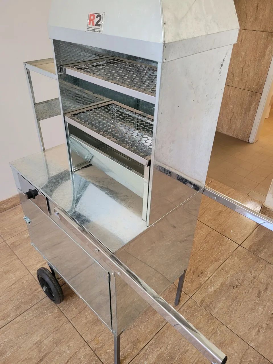 Churrasqueira Completa para Churrasquinho Espetinho - Foto 4