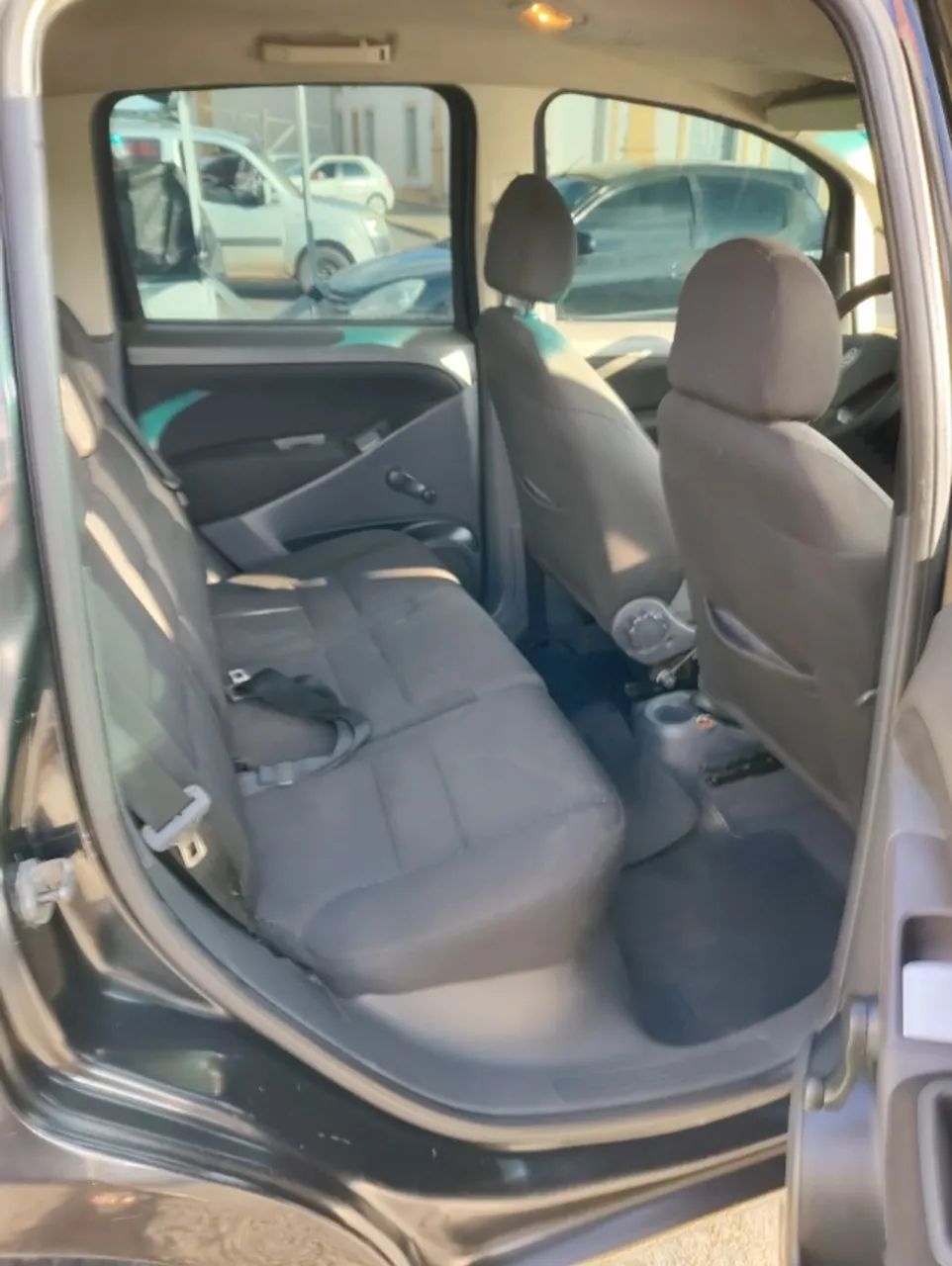 Fiat Idea Elx 1.4 Todo Original - Foto 5