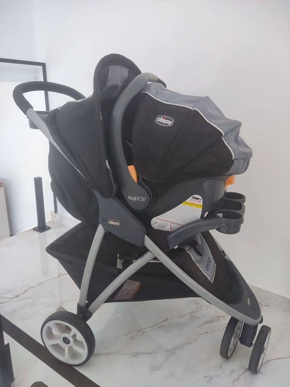 Carrinho de Bebê Chicco Viaro + Bebê Conforto KeyFit 30 1
