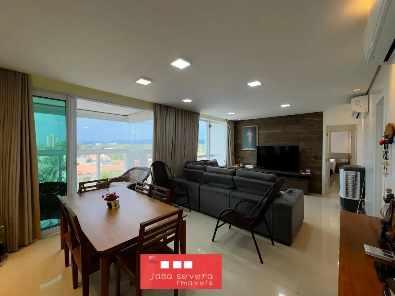 Apartamento para Venda em Palmas, Plano Diretor Norte, 3 dormitórios, 1 suíte, 3 banheiros