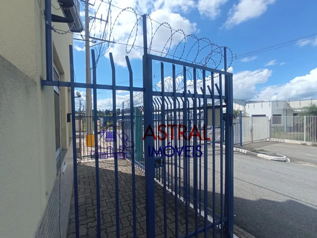 Galpão aluguel possui 1150 m² terreno 2.000 para venda: Galpão 1.150 terreno 20.000 m² - Foto 3