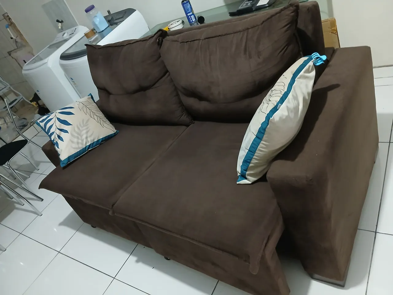 Sofá 2 Lugares Marrom Confortável