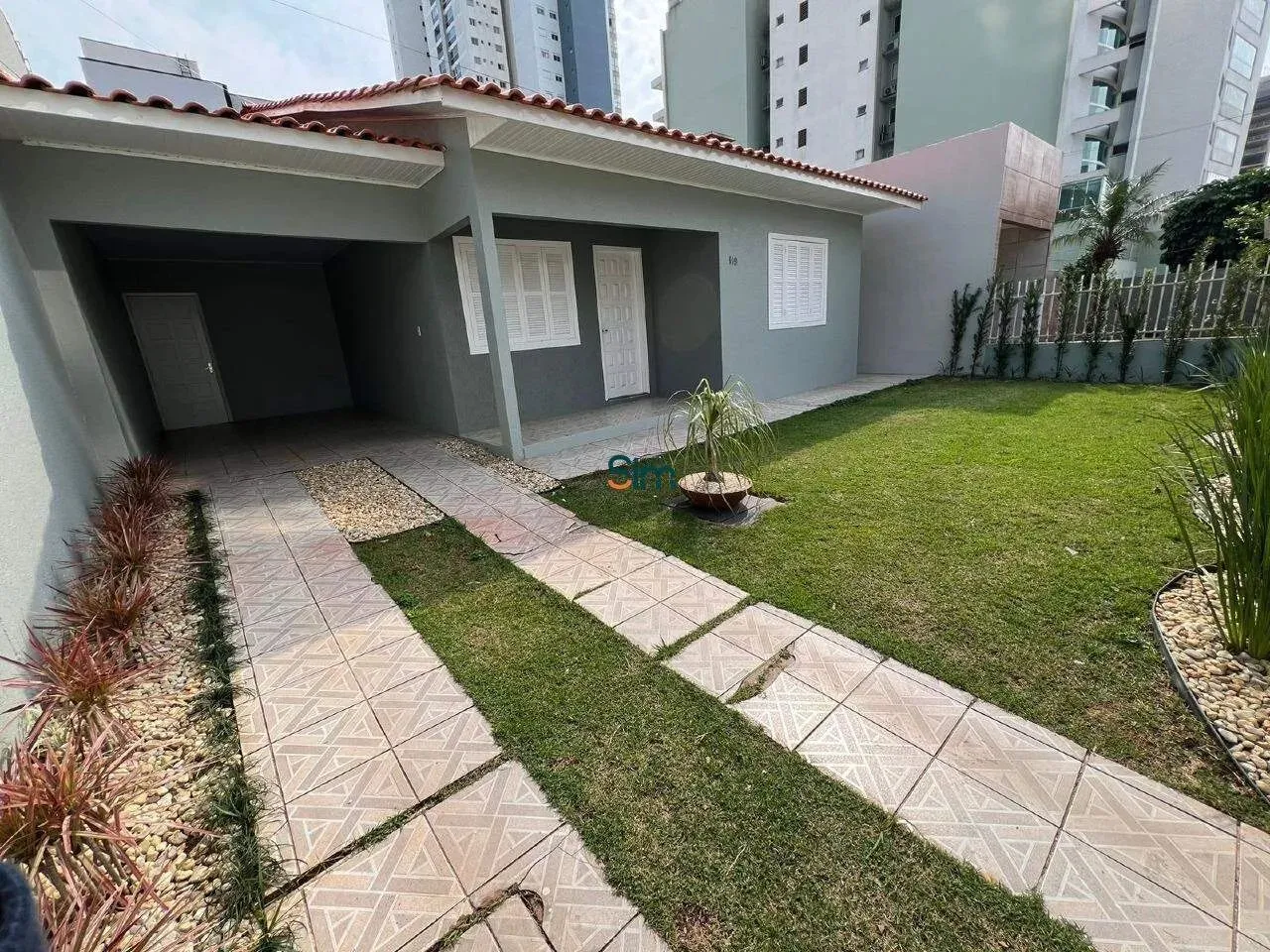 Excelente casa para locação próxima à Arena Condá, ao Colégio Marista e à AABB