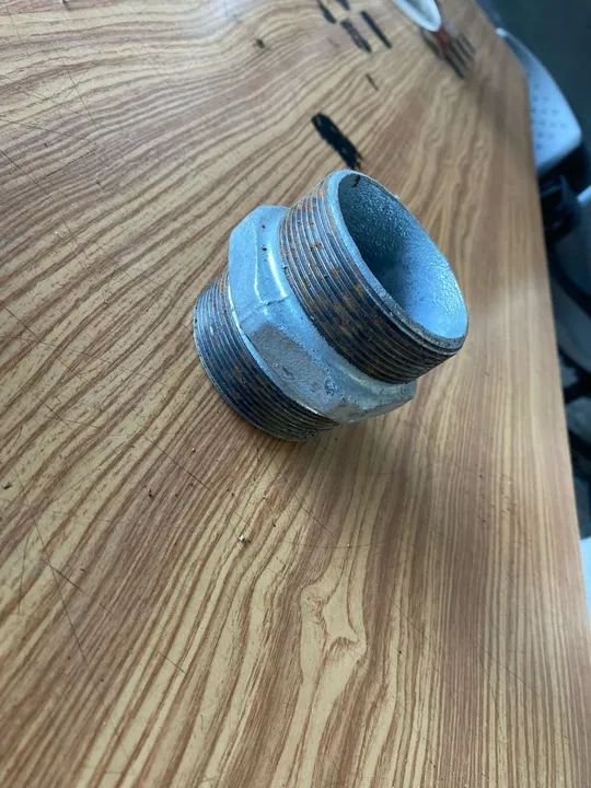 Niple galvanizado 2.1/2(valor a negociar) - Foto 3