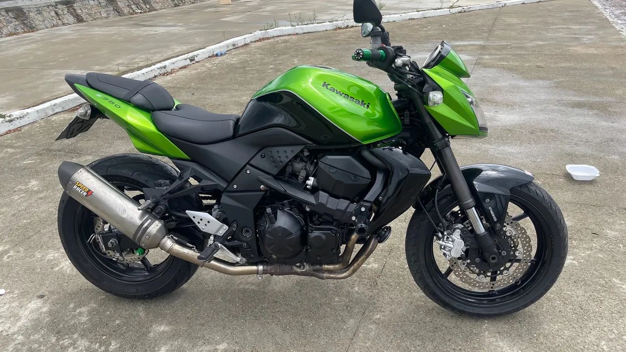 KAWASAKI Z750