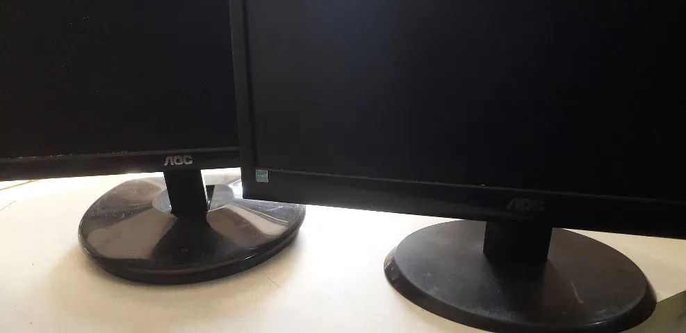 2 MONITORES DE 20 POLEGADAS64291874342017123