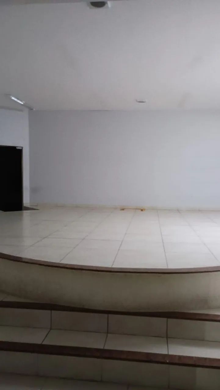 Pornto Comercial ,para clínicas, lojas, depósito. Av. Djalma Batista de - Foto 10