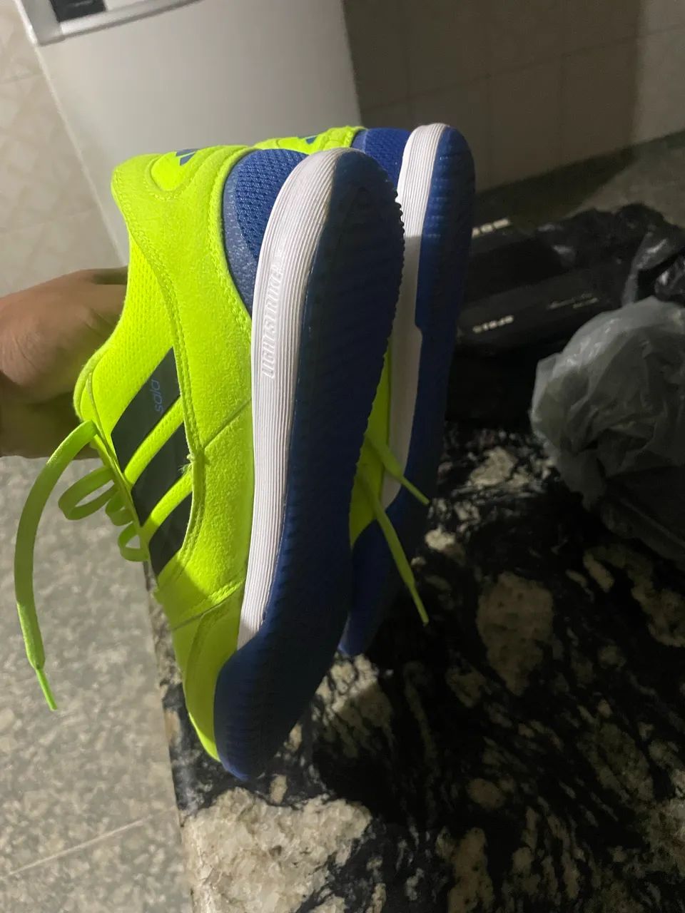 Sapato de futsal 