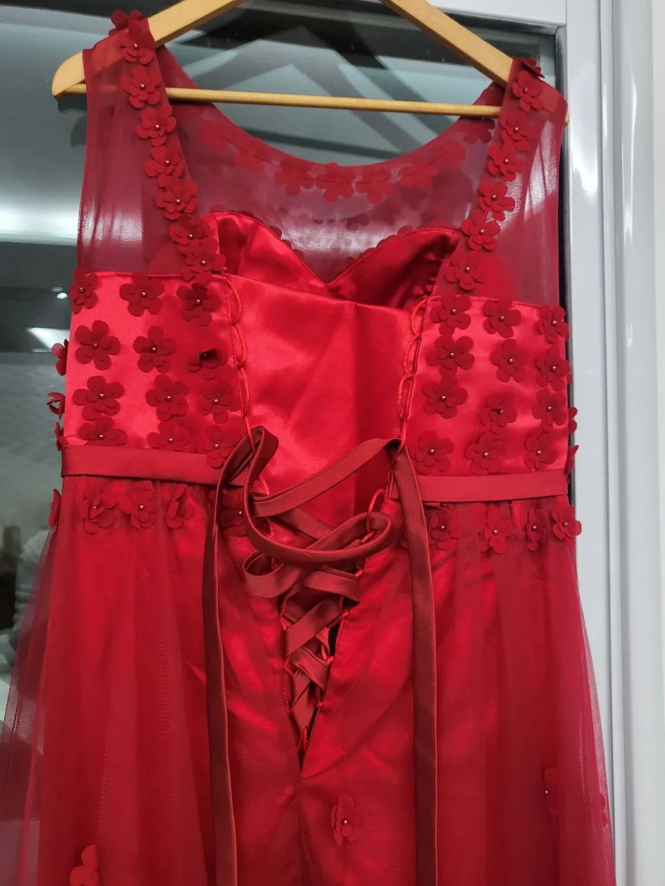 Vestido de renda vermelho para festa - Foto 4