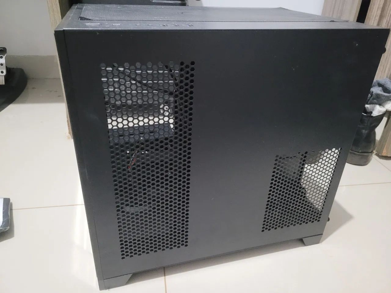 Gabinete Gamer HX 710l Series (NÃO ACOMPANHA PARAFUSOS) + 3 Ventoinhas (Fans) - Foto 3