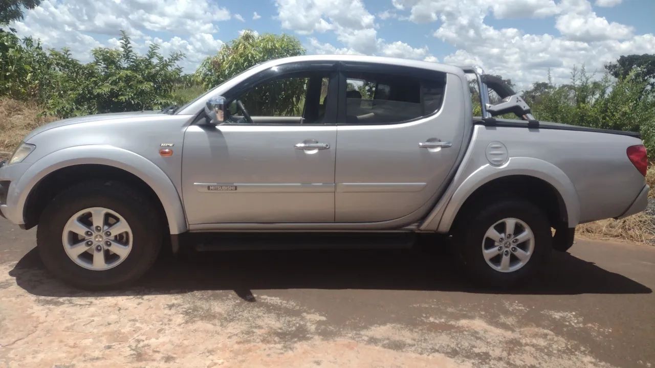 L200 triton 2012 automática a diesel  - Foto 2