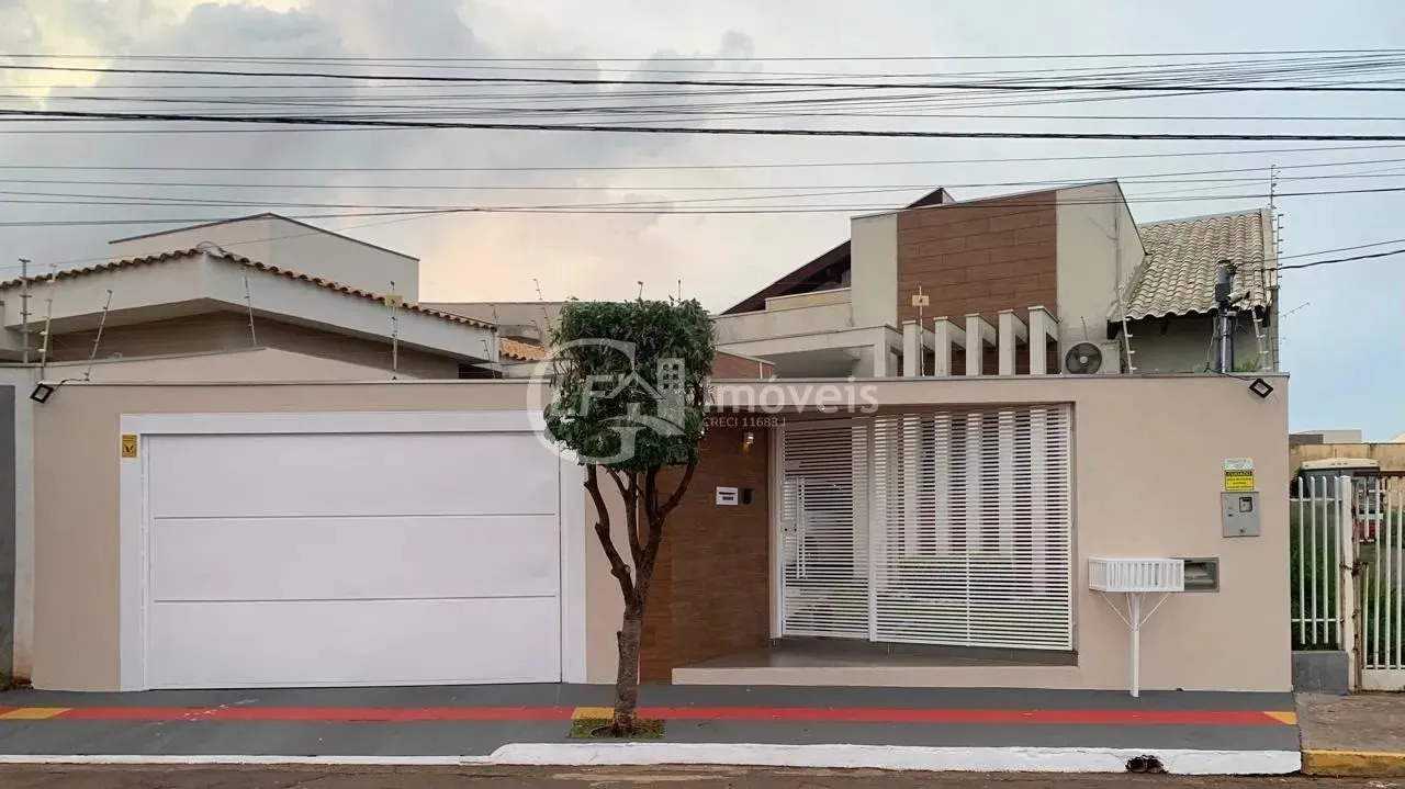 Imperdível Casa à Venda em Campo Grande-MS, Bairro Sobrinho: 3 Quartos, 1 Suíte, 2 Salas,
