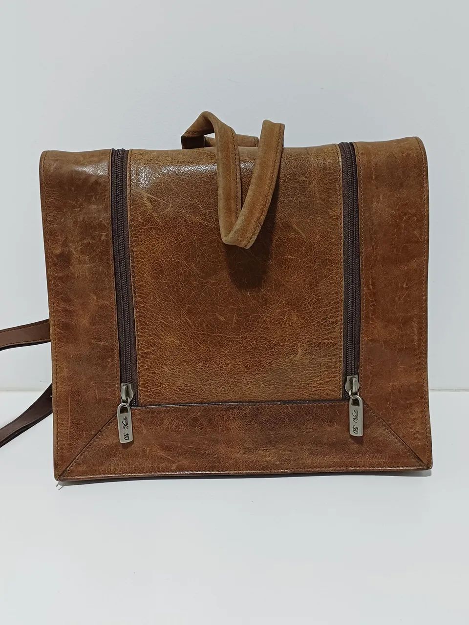 Mochila de couro quadrada