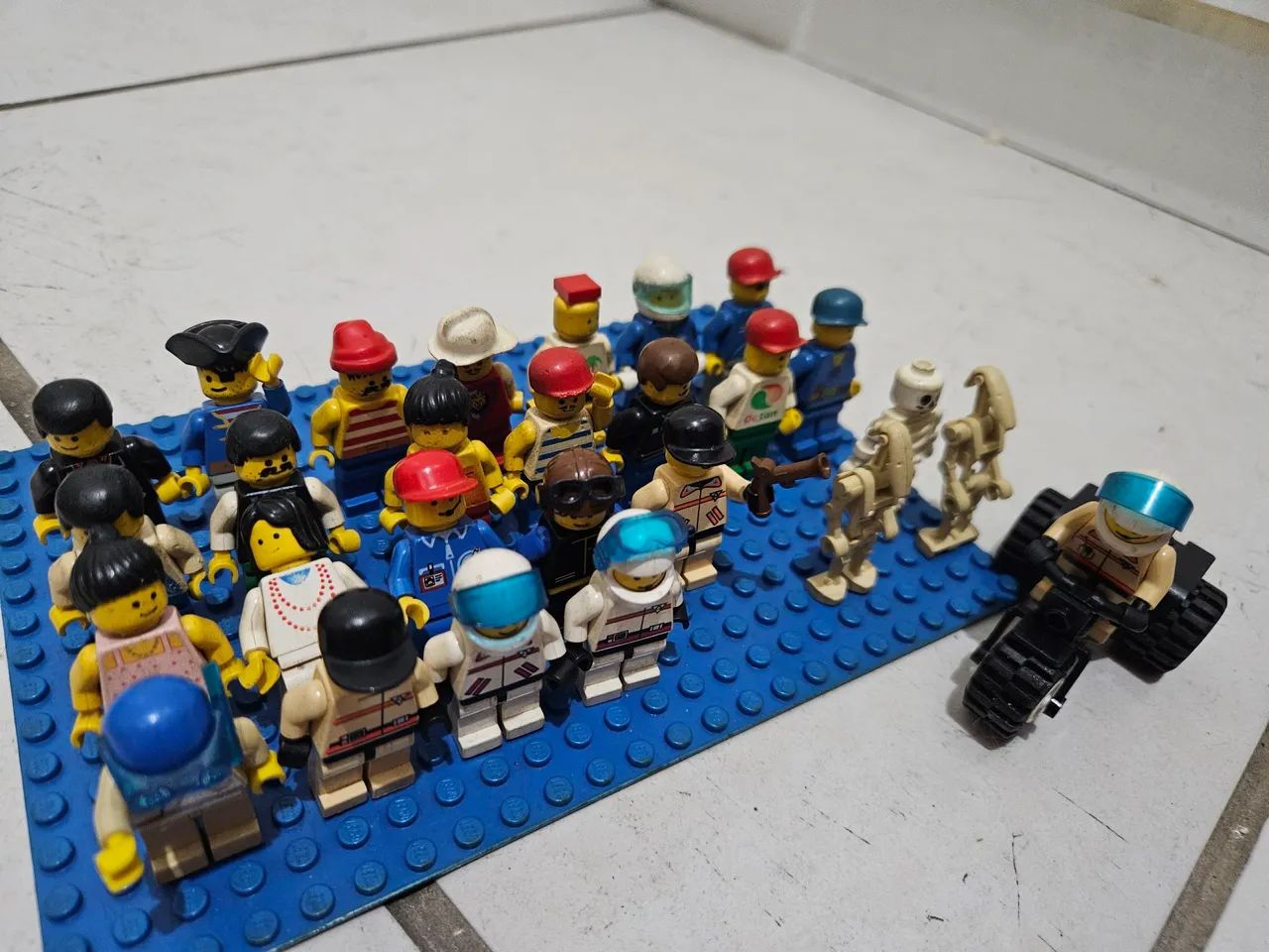 LEGO - Caixa de peças antigas variadas. - Foto 4