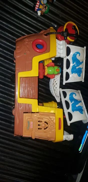 Navio pirata de brinquedo vintage - Foto 2