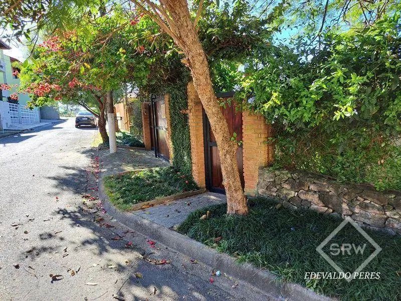 CASA AMPLA, 3 DORMITÓRIOS (2 SUÍTES), EM SERRA NEGRA. - Foto 2