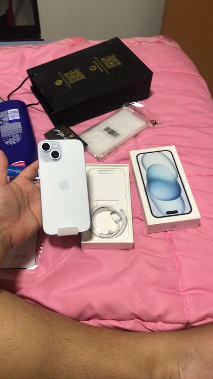 iPhone 15 