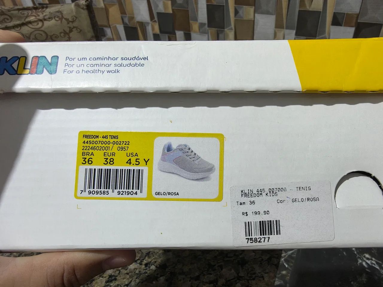Tênis Klin novo !!! Sem uso !!! Na caixa!!!