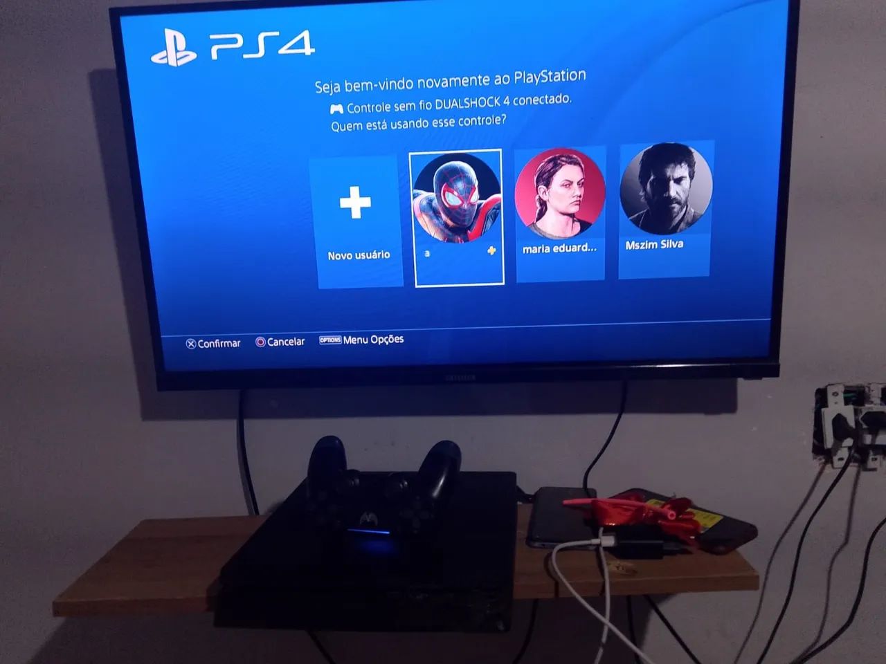 Ps4 slim funciona perfeitamente leia a descrição  - Foto 2