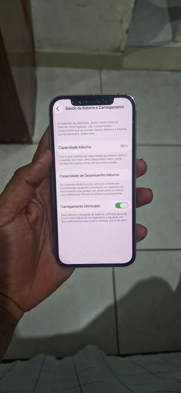 Vendo ou troco IPhone 12 pro 128 gigas - Foto 5