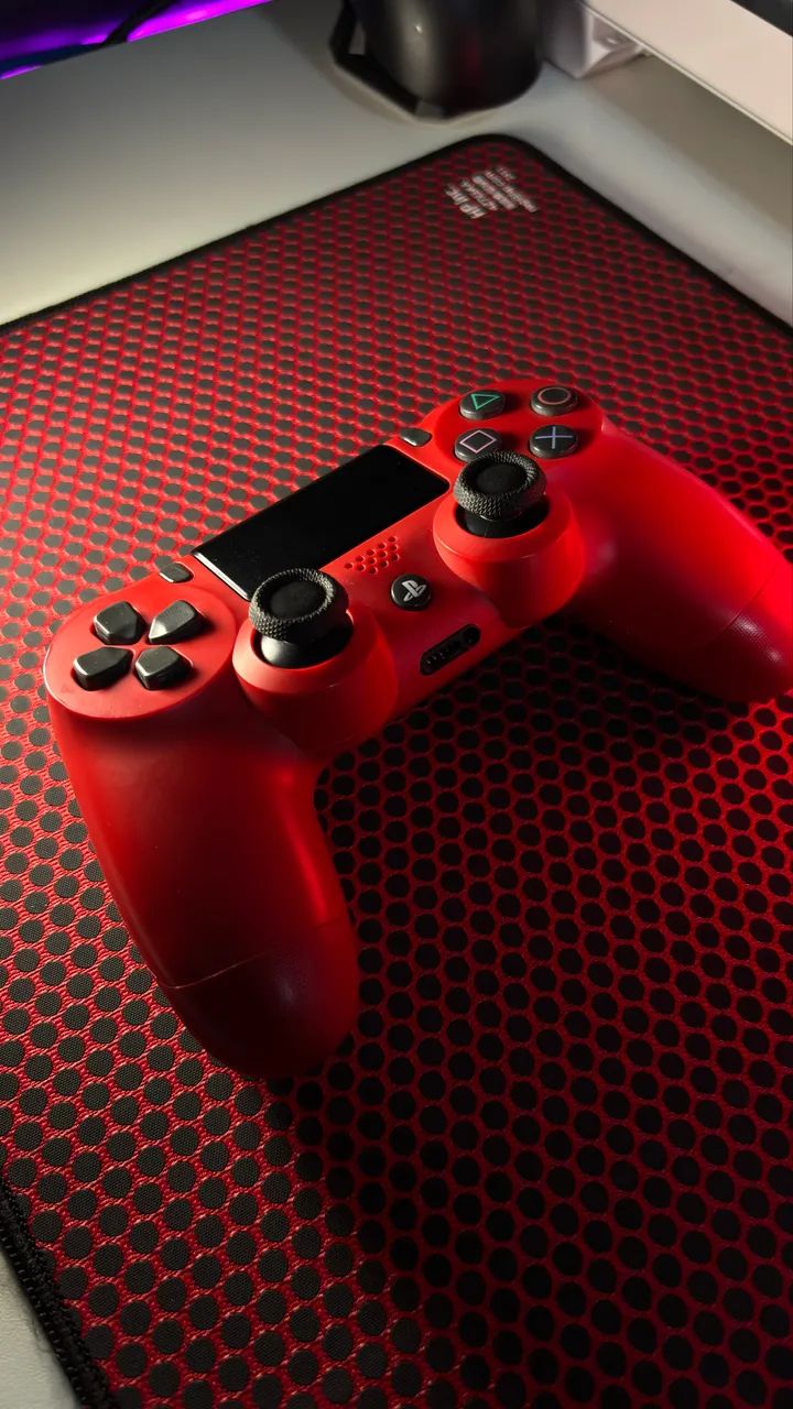 Controle PS4 Vermelho  - Foto 4