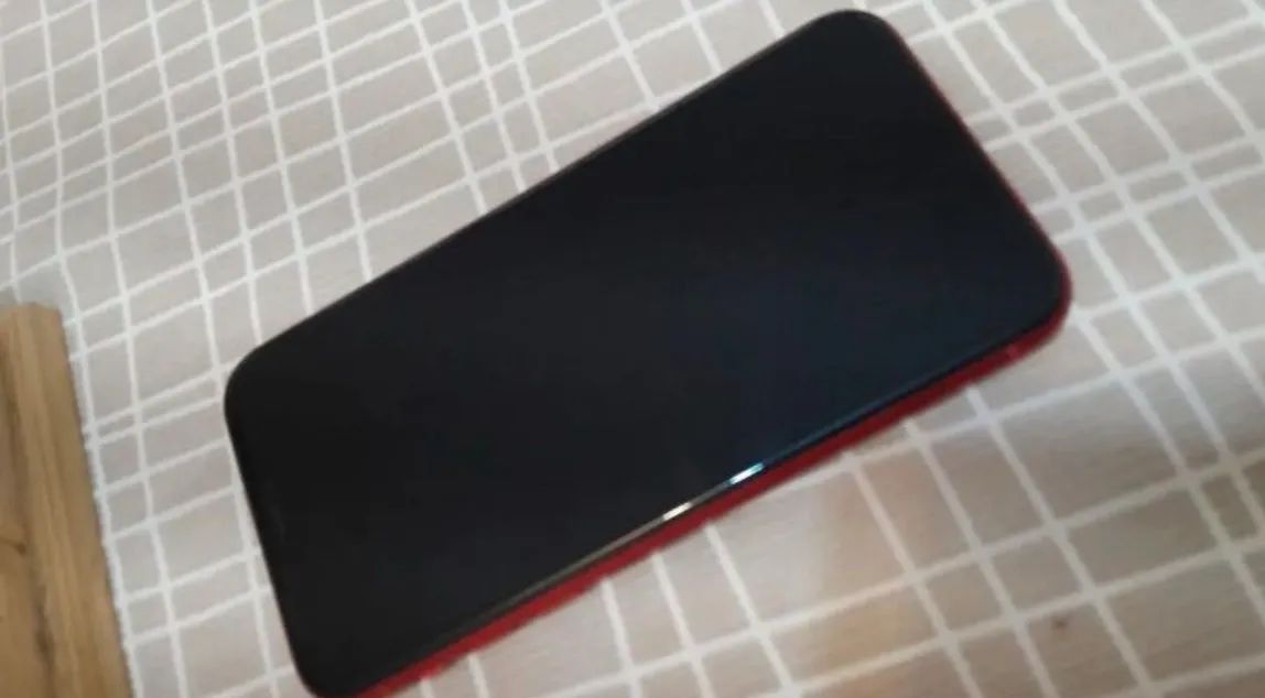 iPhone 11 64 Gb  - Foto 2
