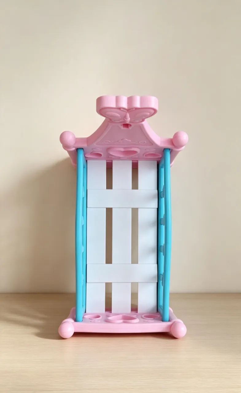Troninho infantil  mais berço  de boneca   - Foto 4