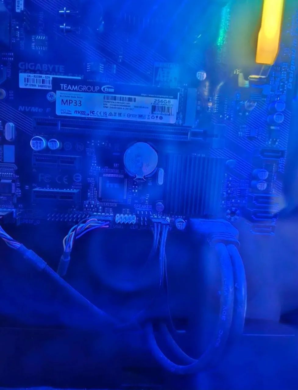 PC Gamer AMD Ryzen 5 3400G Gigabyte - Foto 2