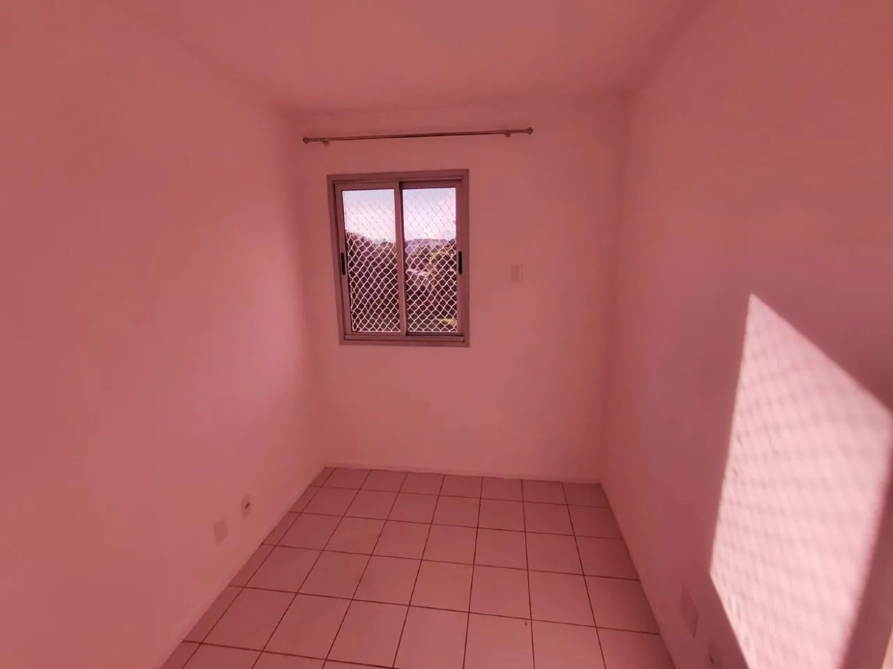 Apartamento mobiliado prox a UFMS com 3 quartos - Foto 2