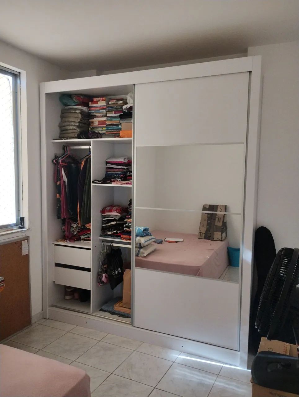 GUARDA ROUPA COM ESPELHO - Foto 2