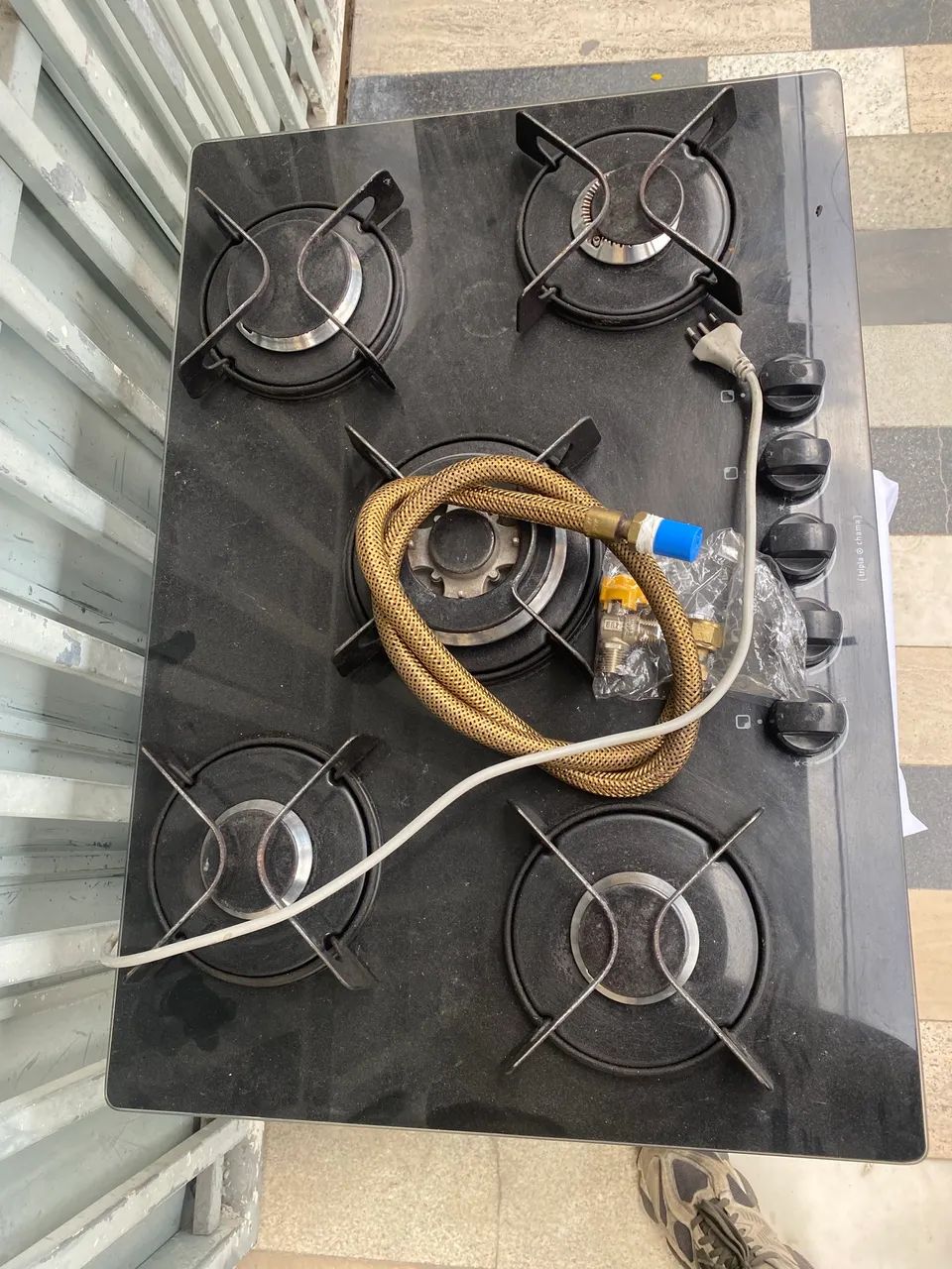 Forno elétrico com cooktop 