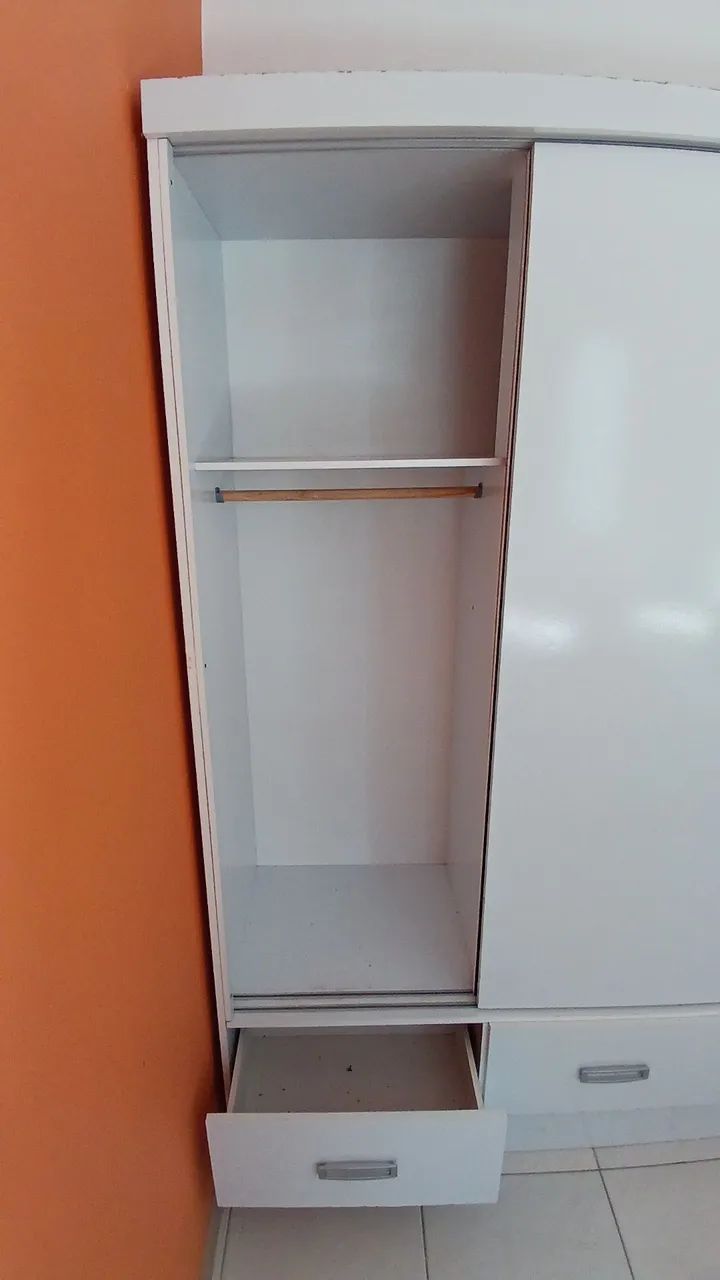 Guarda roupas Armário Roupeiro 3 portas - Foto 5