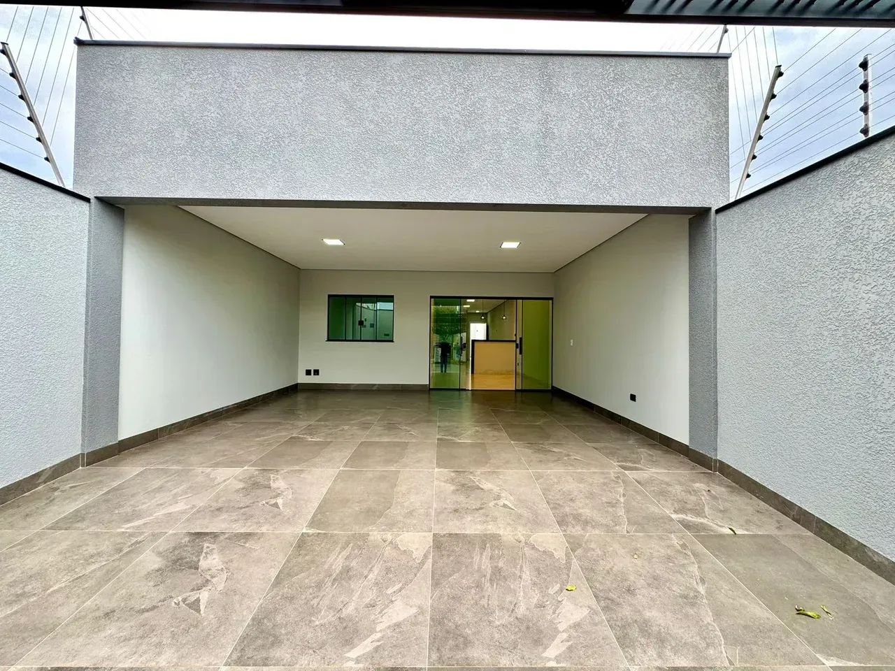 Casa para venda com 3 quartos em  Maringá - PR