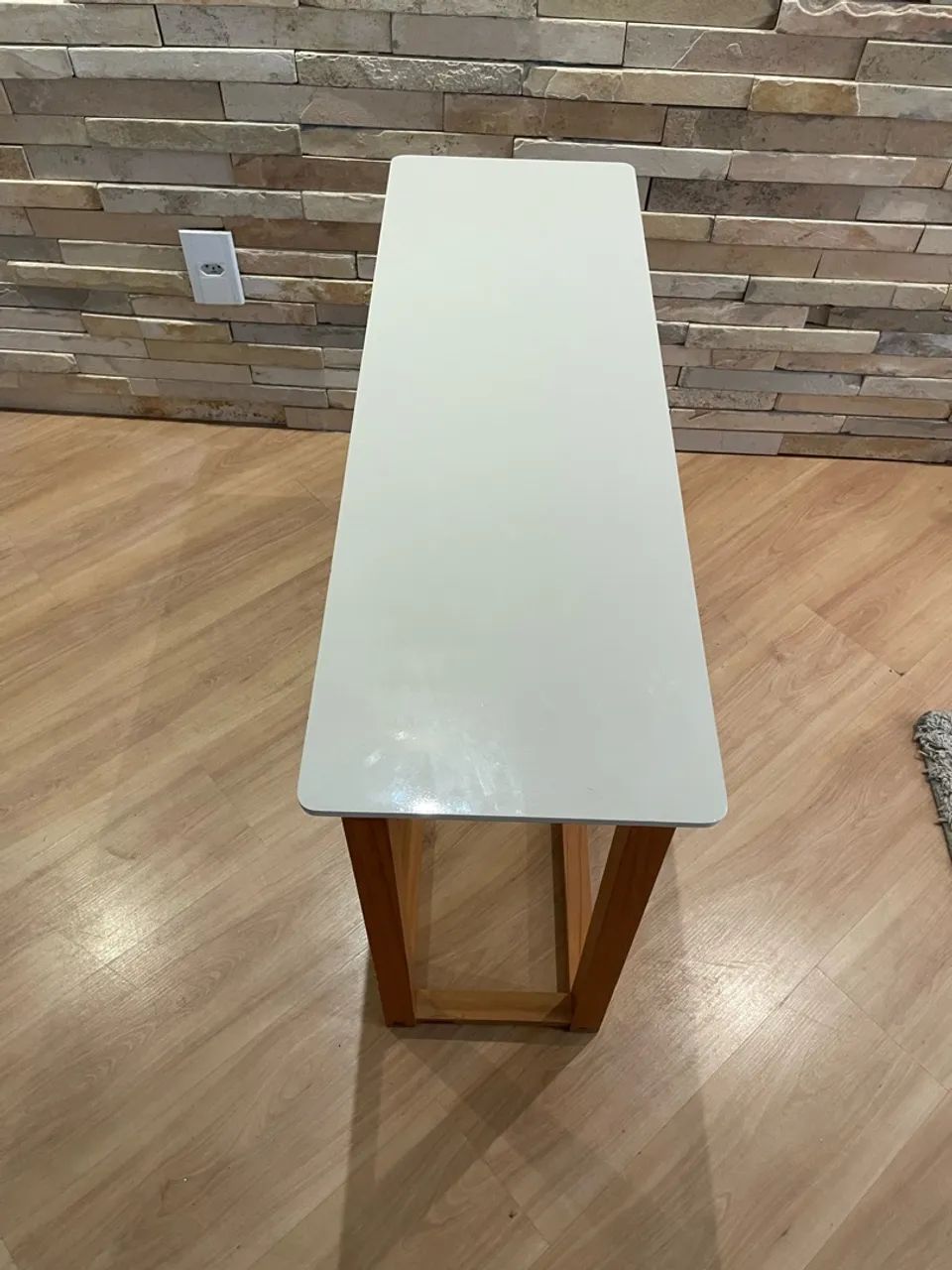 Mesa Lateral / Aparador de Madeira e Off-White - Foto 3