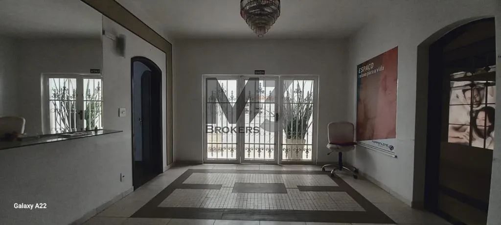 Casa à venda e para alugar em Campinas, Parque São Quirino, com 5 quartos, com 455.38 m² - Foto 4