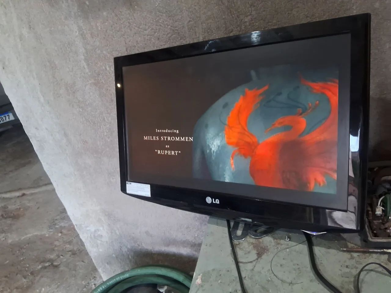 Vendo TV 22 polegadas funcionando perfeitamente por 120 reais entrego  - Foto 4