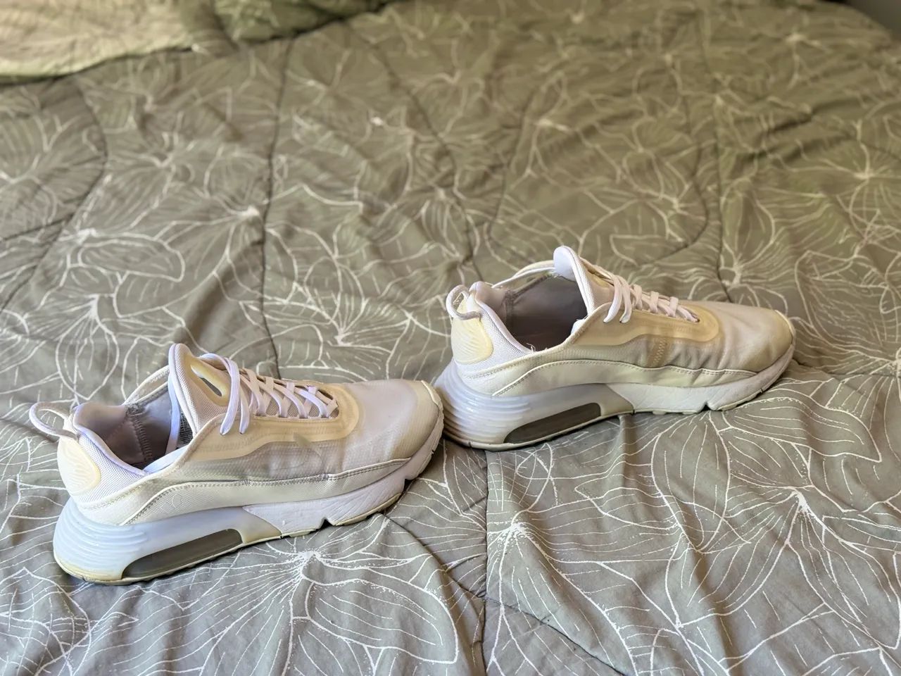 tênis nike air max 2090 branco 41 - Foto 4